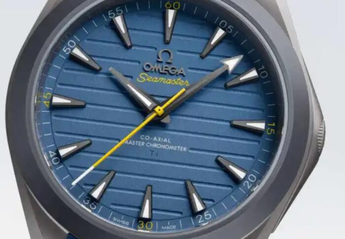 The Omega Seamaster Aqua Terra 150m Titanium Watch Replica Comes With A Yellow And Blue Rubber Strap By Default